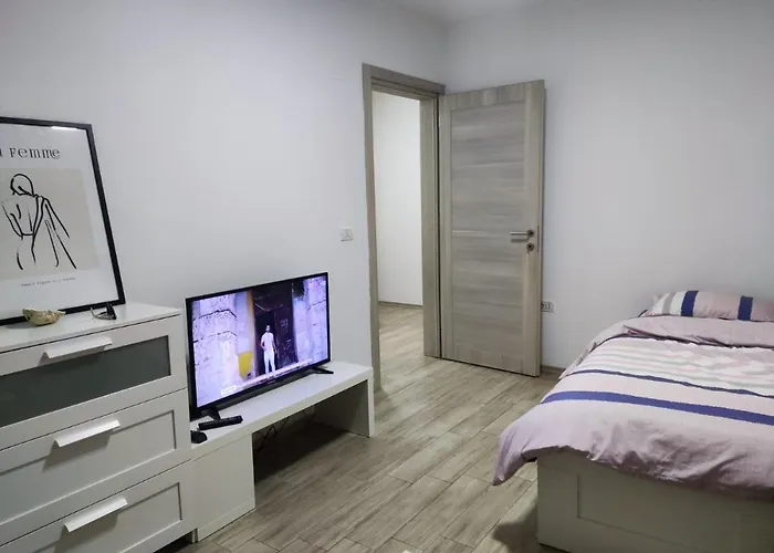Sarah\'S Apartments